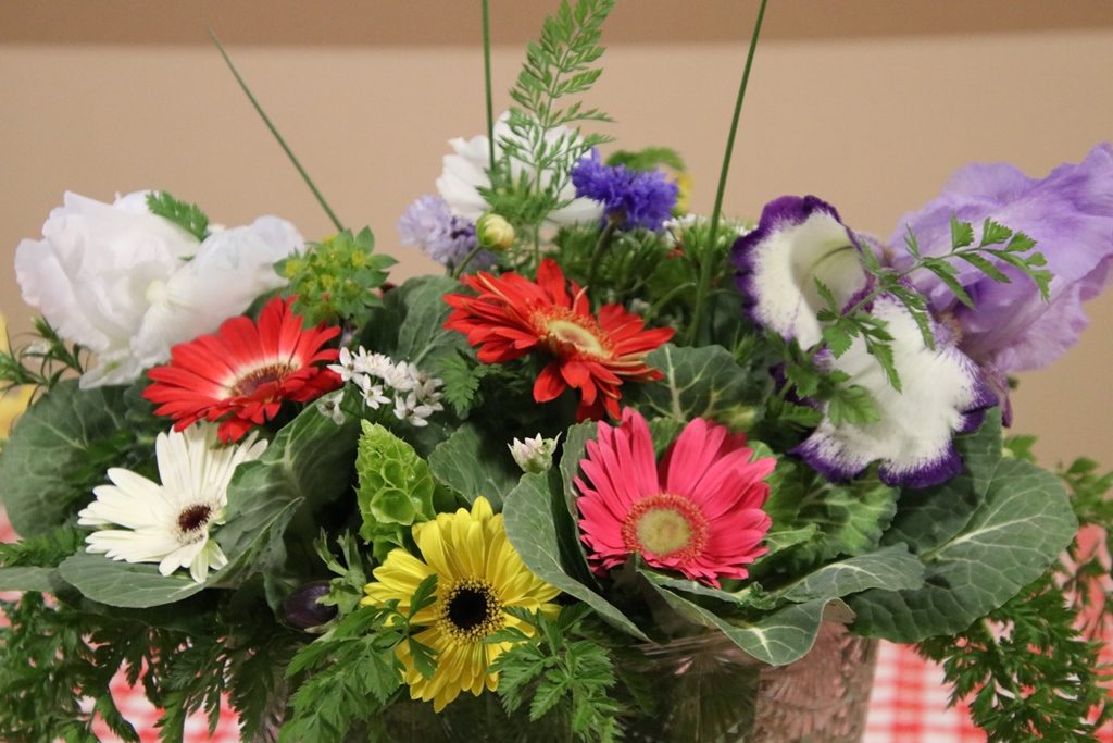 A vibrant fresh bouquet from Six Sisters Flowers